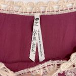 Leo & Nicole
Contrast Embroidered Lace Scoop Neck Scallop Edge 3/4 Sleeve Top PL Photo 8