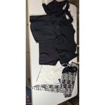 Various Black And White Small And X Small Cropped‎ Tops Size XS Photo 1