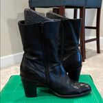 Chic Black Leather Heeled Boots Size 7.5 Photo 5