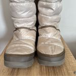 The North Face Women’s White/Silver Winter Boots Size 10 Photo 2