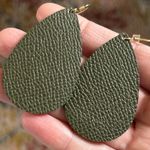 Nickel & Suede Desert Green Small Teardrop Leather Earrings Light Weight Texture Photo 1