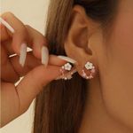 Elegant Floral Rose Gold Earrings Photo 0