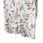 St. Tropez WOMEN'S White Floral V-Neck Sleeveless Blouse Photo 2