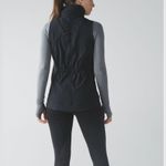 Lululemon Rare  Go the Distance Vest Black Size 6 | Retired 2015 Release Photo 1