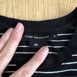 Good American  Baby Tee Stripes Size XS Black White Photo 1