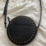 Universal Threads black crossbody Photo 0