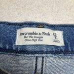 Abercrombie & Fitch A&F 90’s Straight Ultra High Rise 29 Short Criss Cross Medium‎ Distressed Wash Photo 5
