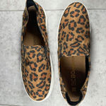 BCBGeneration  women’s leopard print slip on platform sole excellent‎ condition 9 Photo 11