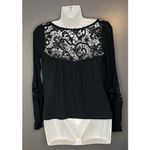 Hollister Women's Size XS Black Crochet Lace Scoop Neck Long Sleeve Cropped Top Photo 3