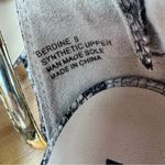 Bebe  Berdine Y2K Snakeskin Gold‎ Band Strappy Sandals Heels Tan Brown 8 Photo 9