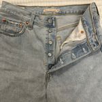 Levi's  Ribcage Straight Ankle sz 29 Light Wash Jeans Button Fly Jeans Photo 5