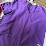 FIGS  Scrub Top One-Pocket Photo 0