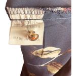 Lara | Navy Floral Print V Photo 12