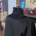 Tuckernuck Ruffle Neck Black Bouvier Classic Old Money Preppy Blouse Sz L 🧡🎀 Photo 9