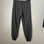 Vuori  olive green joggers medium  Photo 5