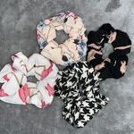 NWOT Hair Scrunchie Set Photo 0