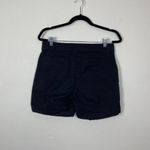 Old Navy  Woman's Sz 4 Black Mid Rise 'The Everyday Short' 6"‎ Inseam Chino Photo 5