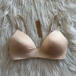 SKIMS Wireless Form T-shirt Bra Sand Size 34C Photo 1