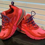 Nike Women’s Air Max React Mystic Red Pink Blast Excellent Pre Loved Condition Photo 3