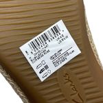 Clarks Collection “Danelly Art” Perforated Slip-On Flats Blush Women’s Size 6.5W Photo 7