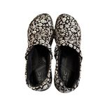 Skull Crossbones Skeleton Women’s size 8 Clogs BOC BORN Black Slip On Halloween Photo 3