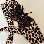 Beach Bunny  Born to be Wild Leopard Bandeau Bikini Top‎ Photo 4