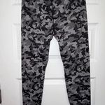 Spyder Active Camouflage Print Pull On Wide Band Legging Pants Photo 2