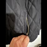 Stylish Black Quilted Vest with Pockets Size L Photo 8