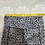 OUGES cheetah print leggings size medium. Brown Photo 3