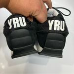 YRU black & white‎ flash sneakers women’s size 9 contemporary modern punk casual Photo 7