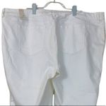 Torrid  New White High Rise Boyfriend Raw Hem Cuffed Crop Jeans Women's Size 26 Photo 5