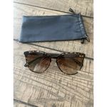 Longchamp woman’s sunglasses with pouch Photo 6