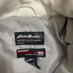 White puffer jacket Size M Photo 1