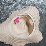 Betsey Johnson  Pink Ombre Beach Sea Shell Hat Photo 6