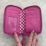 Vera Bradley wallet/wristlet Photo 2