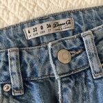Primark Denim Co. Distressed Mom Jeans Baggy Boyfriend Tapered Leg Size 0 Photo 3