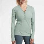 Athleta Women's Long Sleeve Uptempo Ribbed Henley Shirt Small Stretchy Sage Teal Photo 1