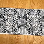 VTG Echo Scarf Azlon Silk Blend Black & White Paisley Geometric Made in Japan Photo 0