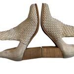 Journee Collection JOURNEE SIGNATURE Gray Side Cutout Kevona Woven Leather Booties, Sz 8.5 Photo 8