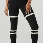 Alo Yoga   Legit  Legging BLACK & White Stripes  SMALL Photo 0