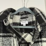 Evereve  Plaid Black White Fleece Shacket Long Coat Fall Autumn Photo 2