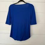 Apt. 9  Women’s Medium Royal Blue 3/4 Sleeve Top Blouse Photo 2