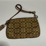 Coach  Small Tan and Brown Signature Wristlet Zip Pouch/Wallet Photo 7