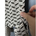 Candie's Vintage Geometric Patter Women's Size Medium Business Casual Office Y2K Photo 4