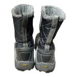 Keen  Boots Women’s size 7 Betty insulated size zipper winter black Photo 2