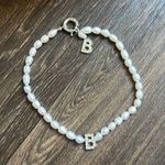 SILVER B NECKLACE Photo 0