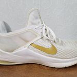 Nike Air Max Womens Bella TR 2 Shoes 9.5 White Metallic Gold Sneakers AQ7492-101 Photo 0