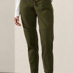 Athleta Green Headlands Hybrid Trek Mid Rise Jogger Size 12T Photo 0
