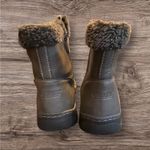 Khombu  Women's Addison All-Weather Boots Dark Black/Grey Size 9 Photo 3