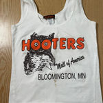 Hooters B25 Women’s  girl worn Uniform Tank from Bloomington Minnesota size Small Photo 0